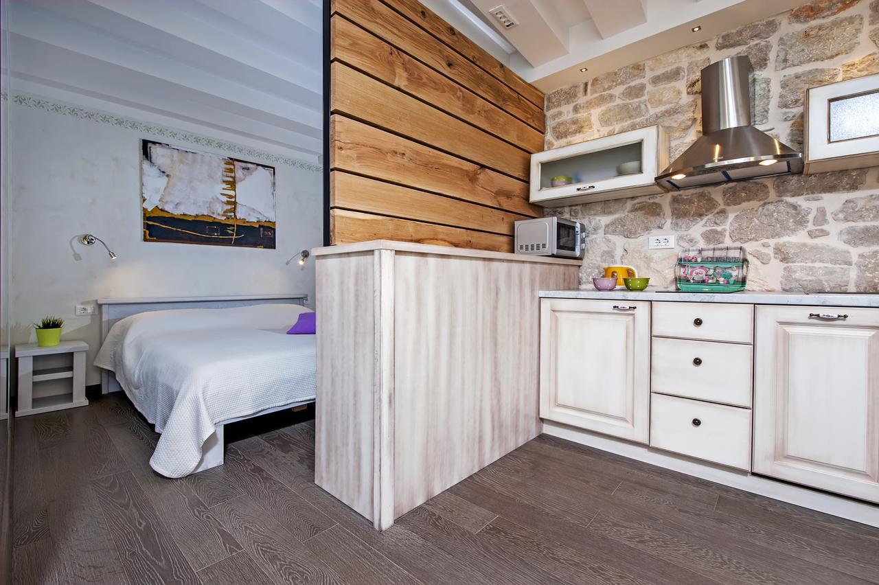 Studio Mc Apartamento Rovinj Exterior foto